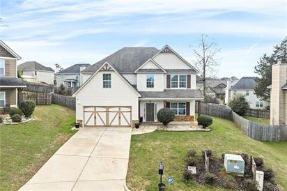 Front of 2904 Ashley Ln, Opelika, AL 36804